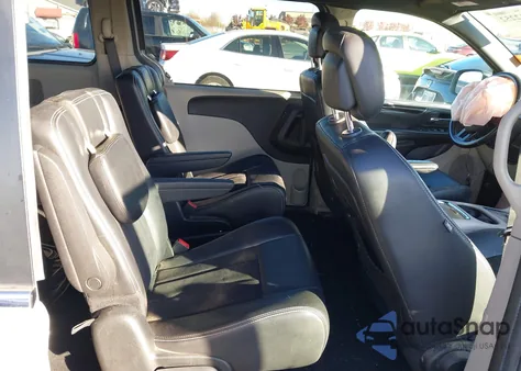 2018 Dodge Grand Caravan Sxt from USA, damaged, VIN 2C4RDGCG1JR359619